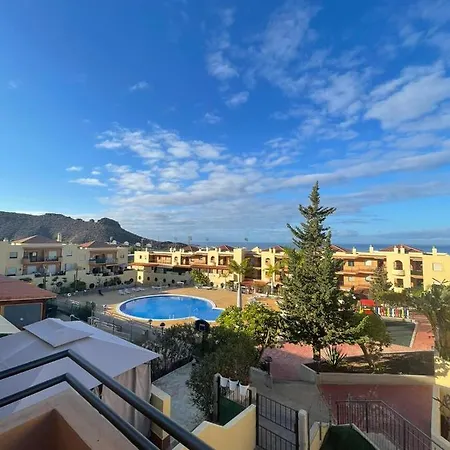 Apartamento Adeje Tenerife Cool Townhouse With Pool *